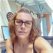 Cours de soutien, aide aux devoirs en Français et Mathématiques primaire/collège + garde d’enfants /accompagnement adolescents